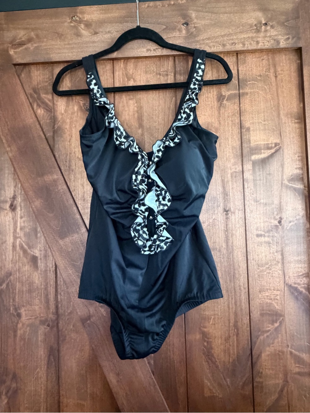 Vintage Elisabeth Stewart Plus Size 2X Ruffle One Piece Swimsuit Ruched Black